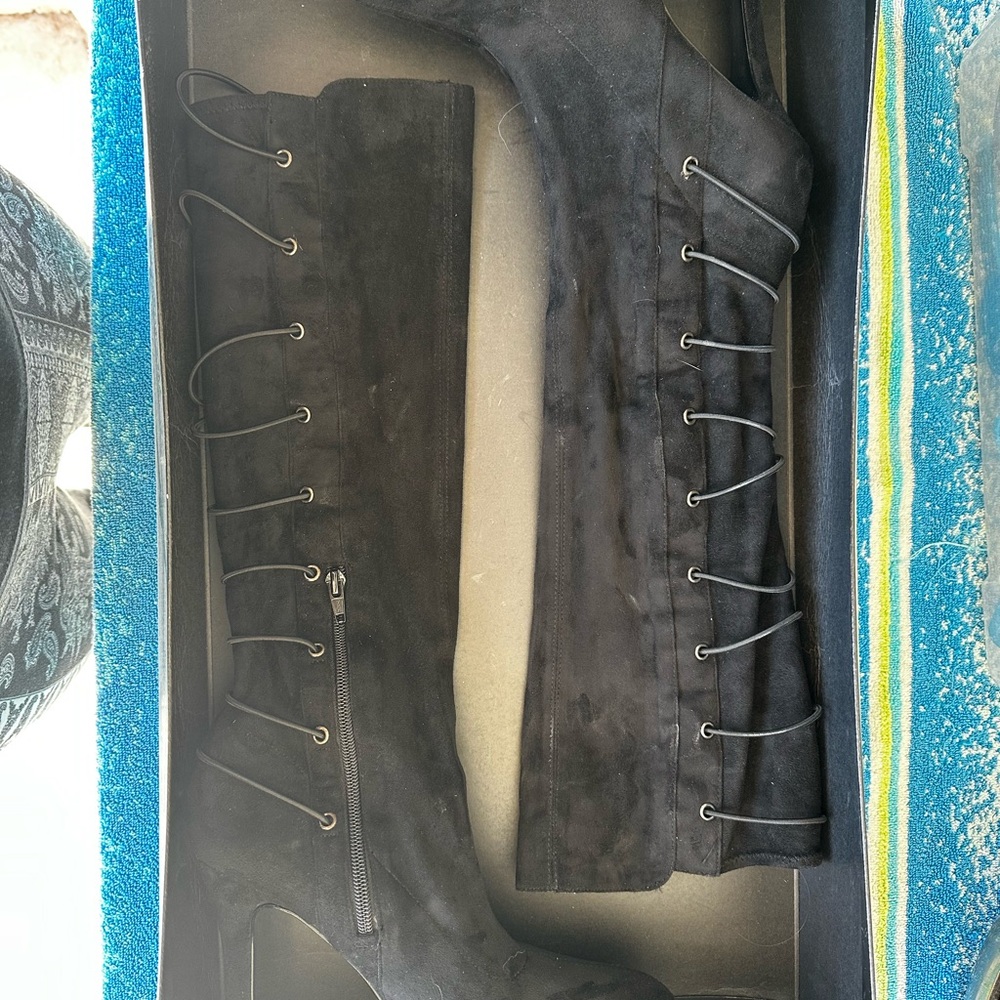 BCBG Black Lace Up Boots Sleek Design